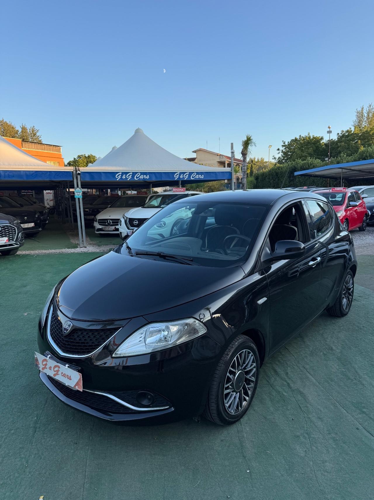 Lancia Ypsilon 1.2 69 CV 5 porte GPL Ecochic Gold