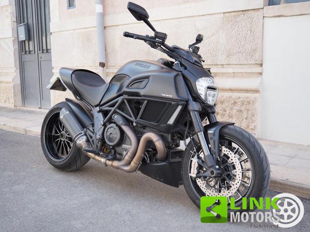 DUCATI Diavel Black Stealth 155cv