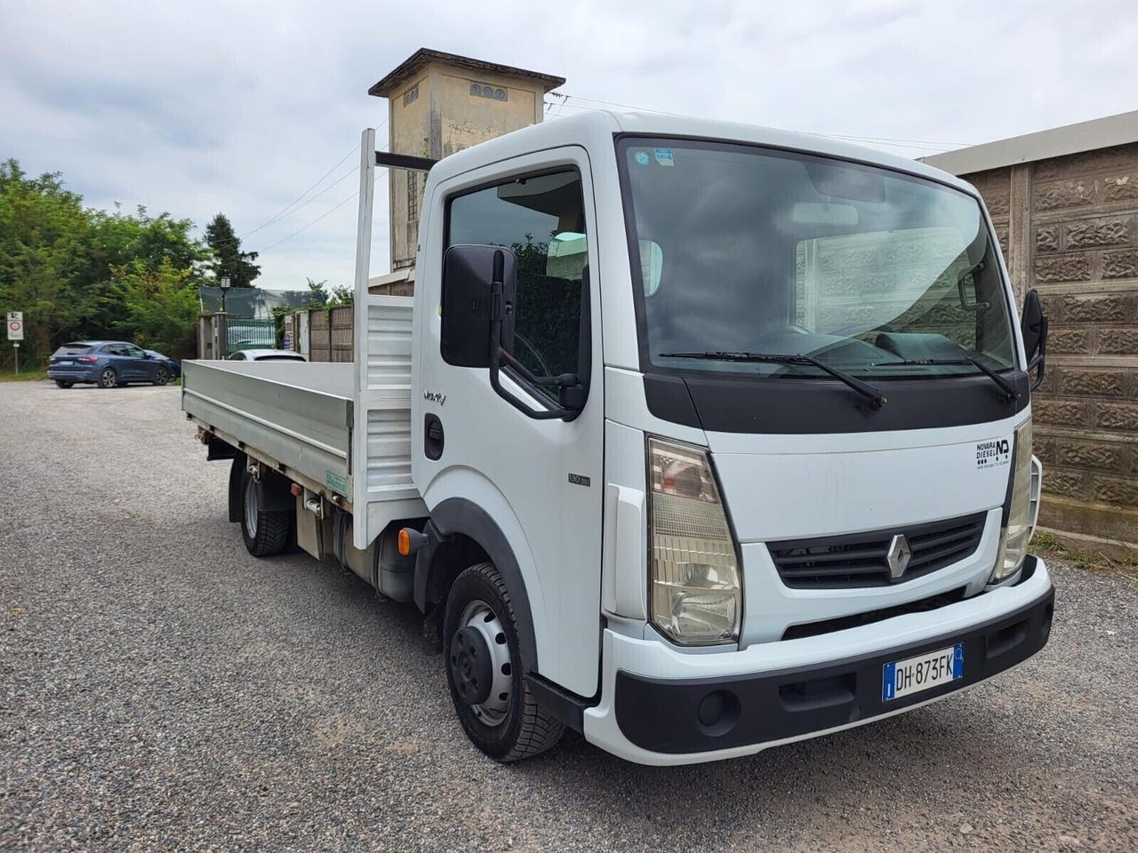 Nissan Cabstar FISSO 100000km