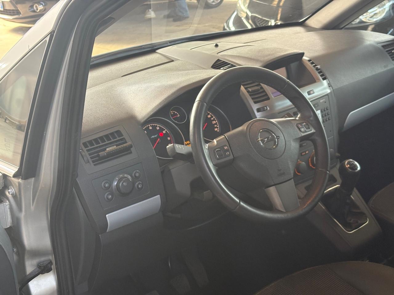 Opel Zafira 1.6 94CV 7 POSTI