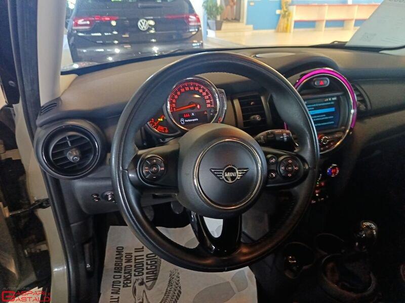 MINI Mini 5 porte Mini 5p 1.5 One Baker Street 75cv