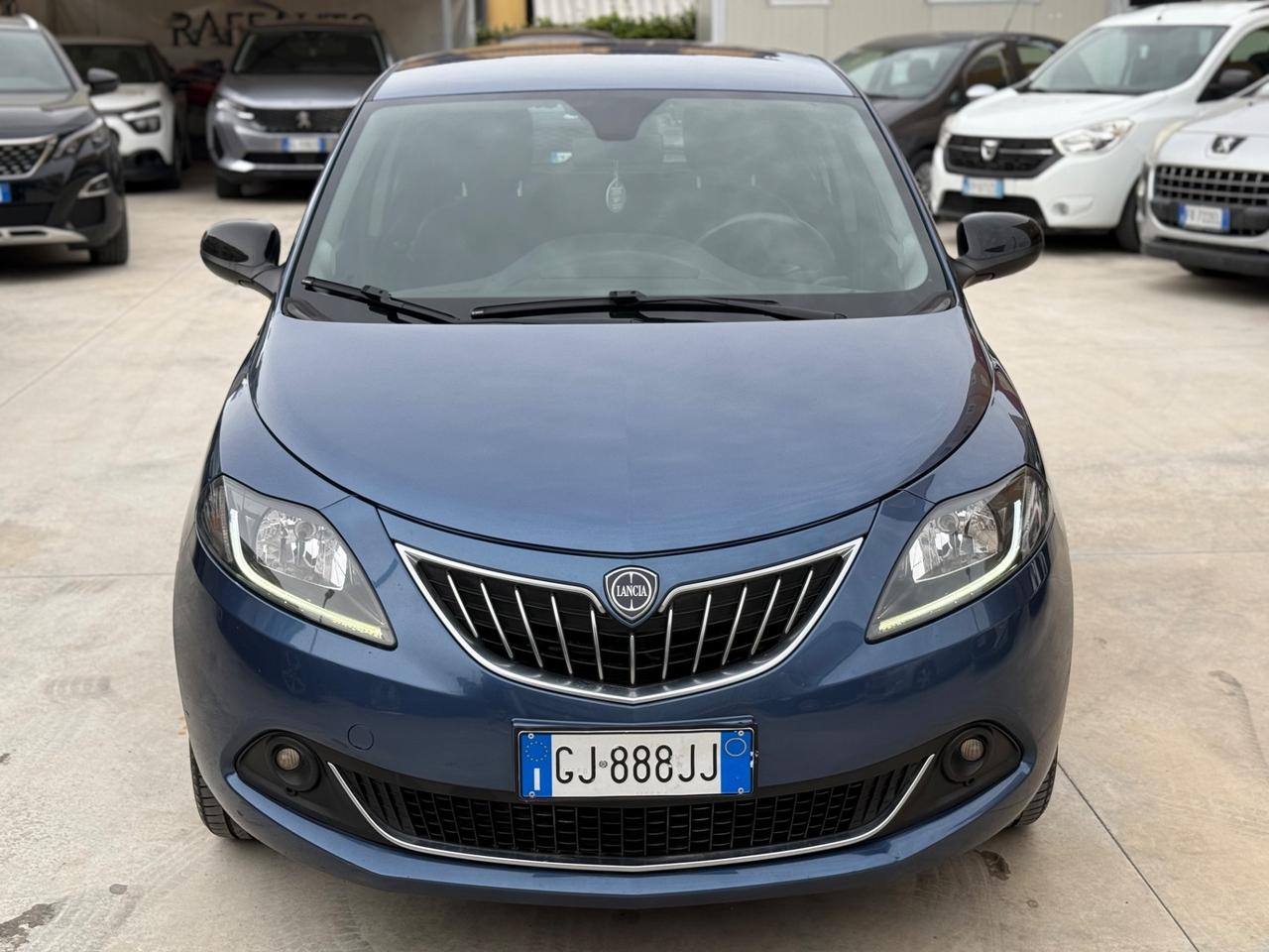 Lancia Ypsilon 1.0 FireFly 5 porte S&S Hybrid Alberta Ferretti