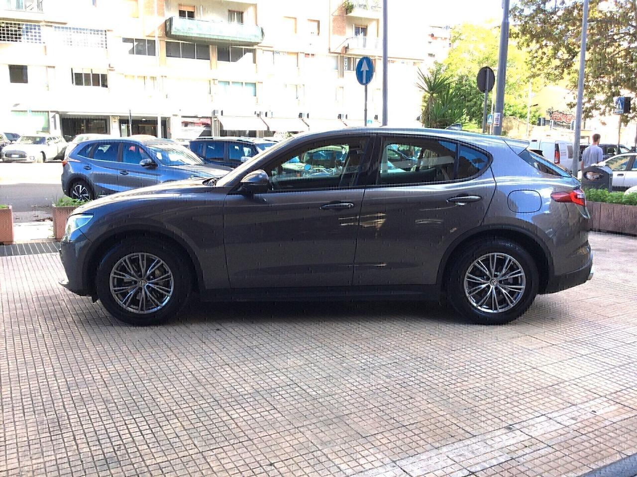 Alfa Romeo Stelvio 2.2 Turbodiesel 160 CV AT8 RWD Business