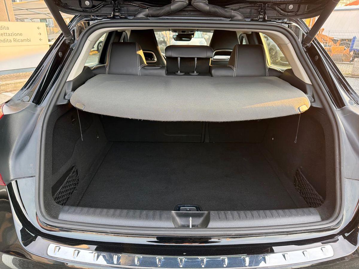 Mercedes-Benz GLA 180 Sport auto