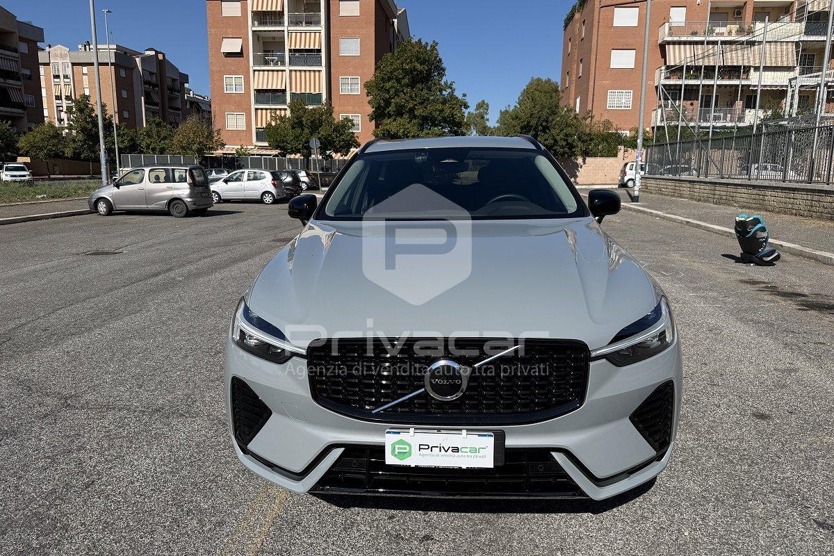 VOLVO XC60 B4 (d) automatico Plus Dark