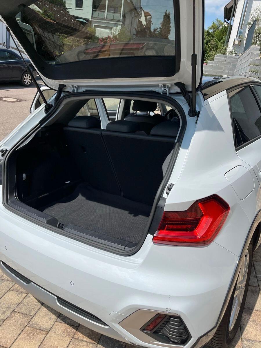 Audi A1 allstreet 30 TFSI S tronic Business