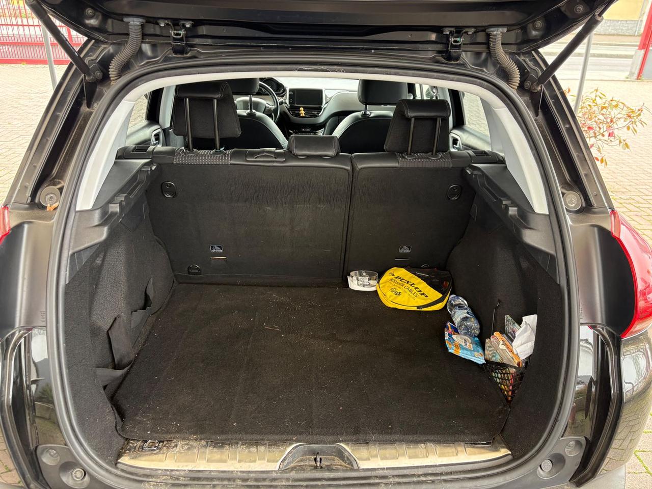 Peugeot 2008 Allure 1.6 Blue HDI 120 DISTRIB #9753