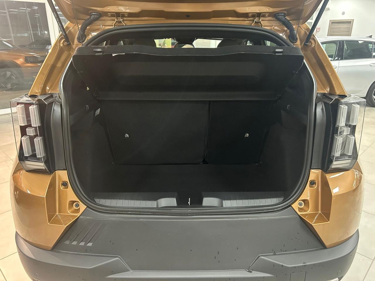 Fiat Grande Panda 1.2 Hybrid 110 CV S&S La Prima