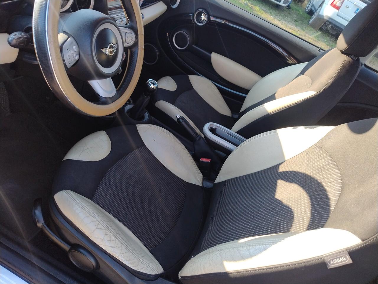 Mini 1.6 16V Cooper D