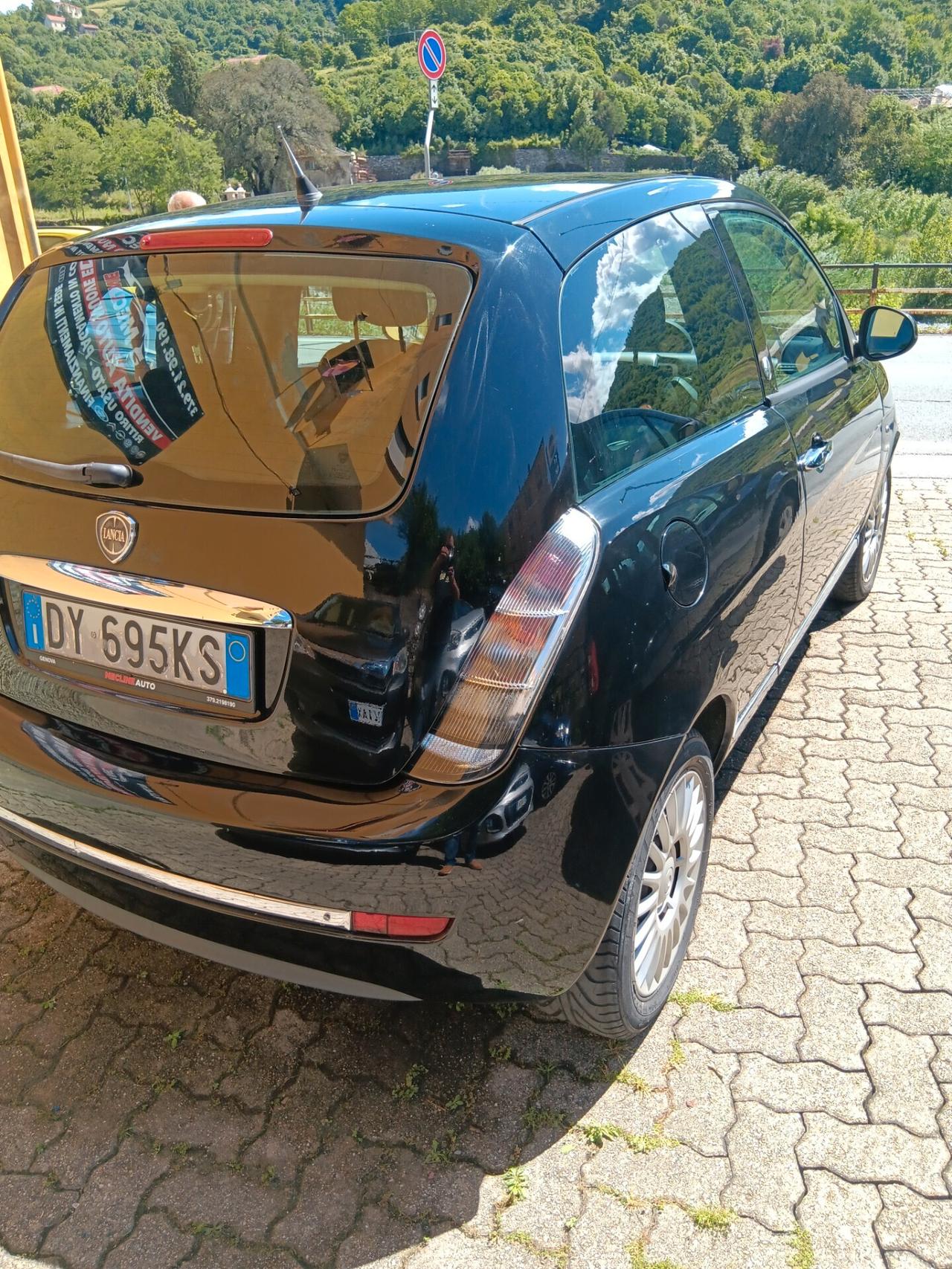 Lancia Ypsilon 1.4 Oro Ecochic GPL