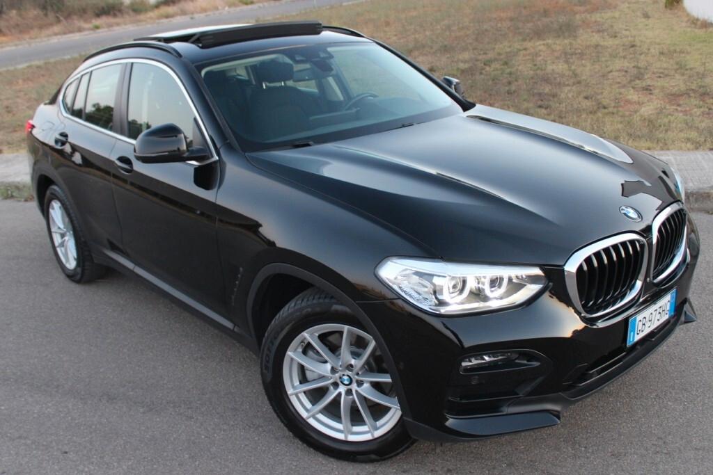BMW X4 xDrive 20d *TETTO APR. *GANCIO TRAINO