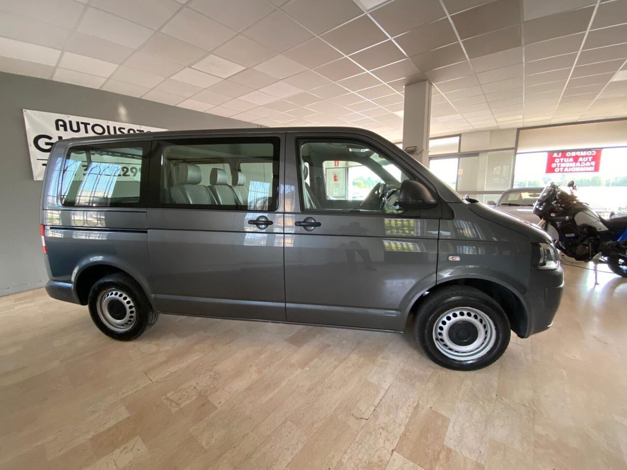 VOLKSWAGEN T5 Multivan Trasporter Caravelle 2.0 Euro 5A 9 Posti