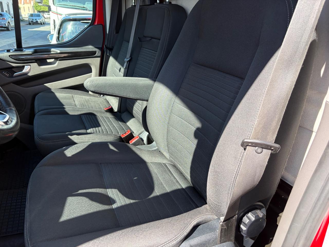 Ford Transit Custom 340 2.0 TDCi 130