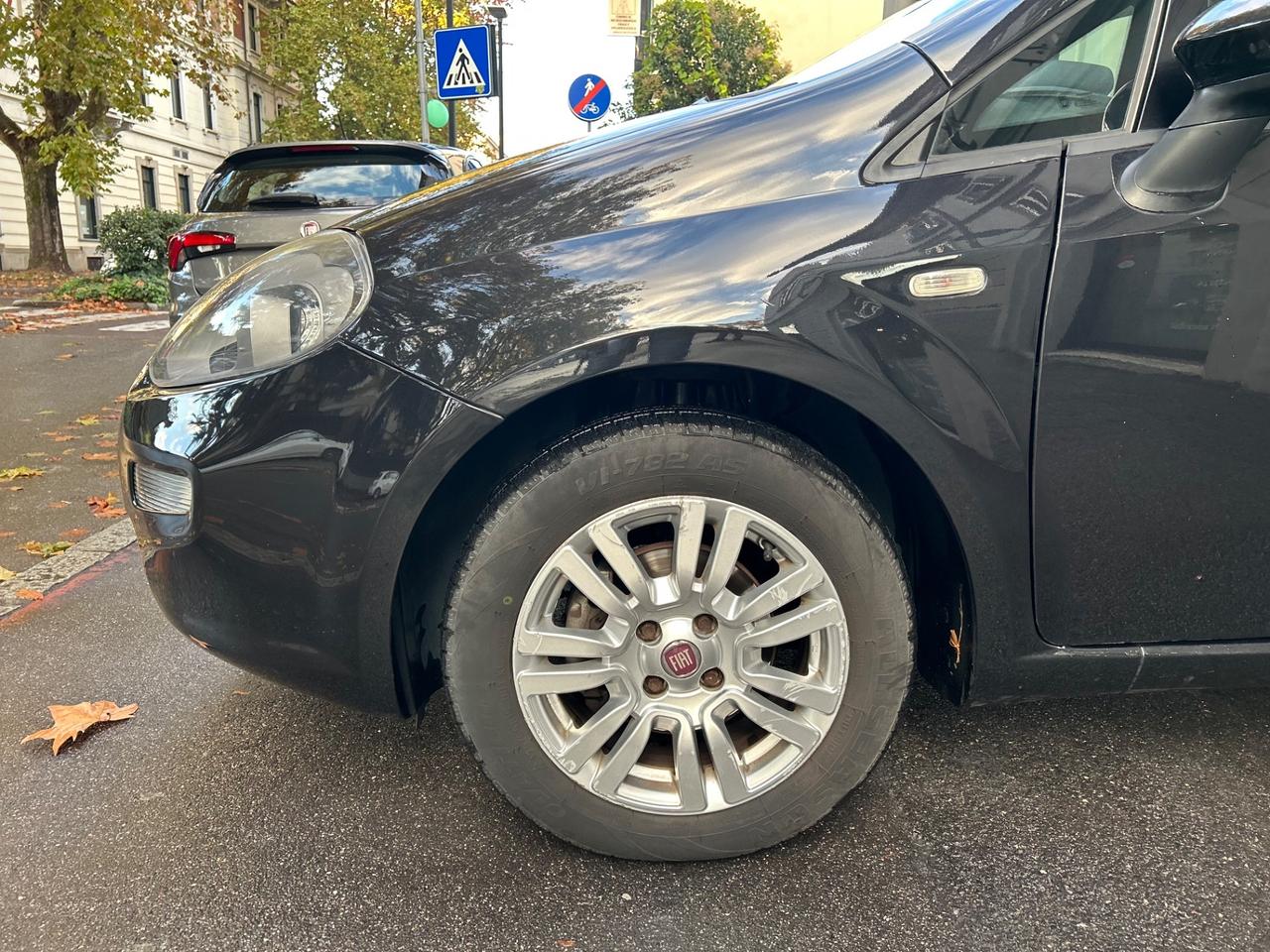 Fiat Punto 1.2 69cv Easy EURO 5B | NEOPATENTATI!!!