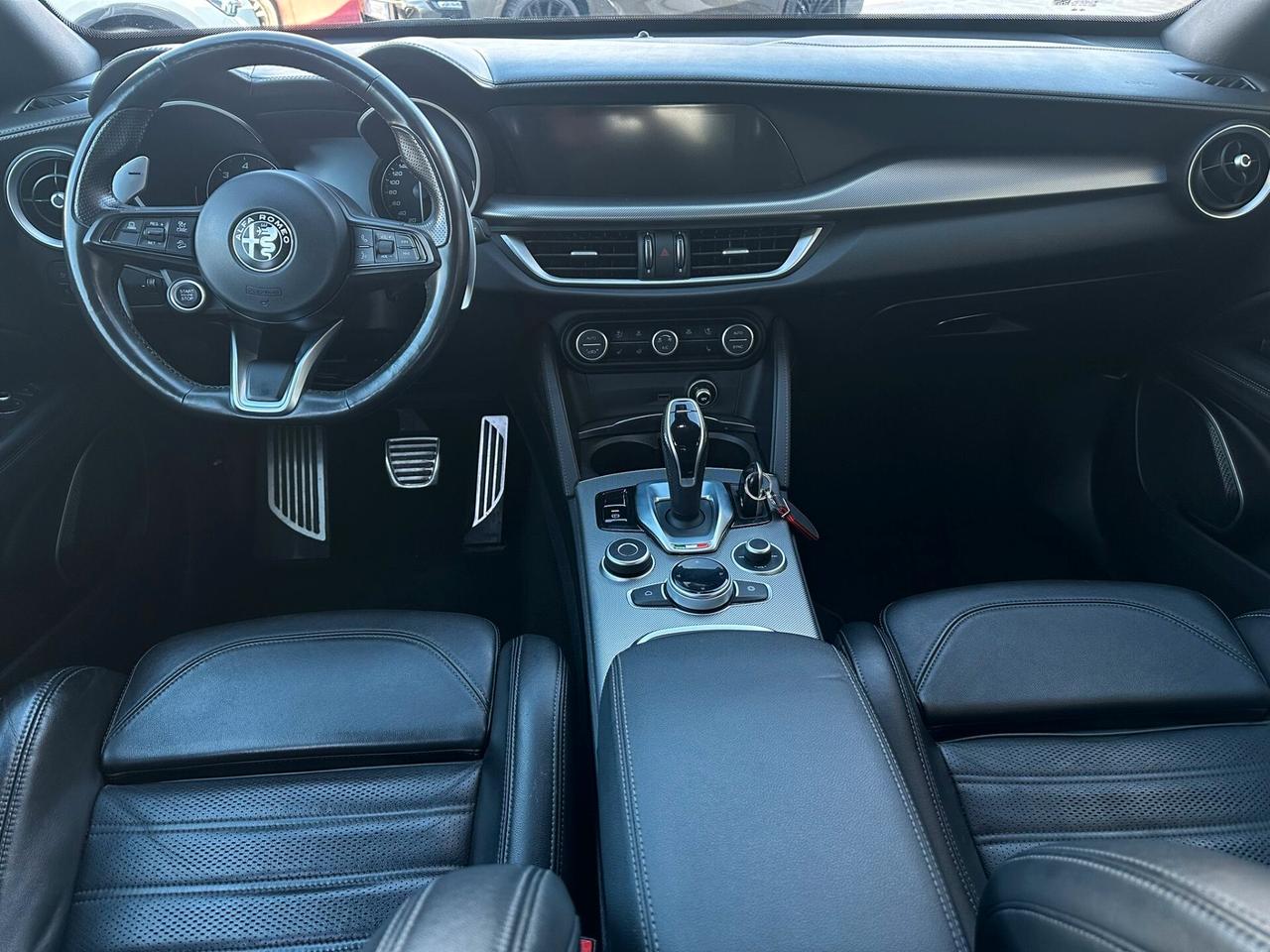 Alfa Romeo Stelvio 2.2 Turbodiesel 210 CV AT8 Q4 Veloce - Rosso Competizione