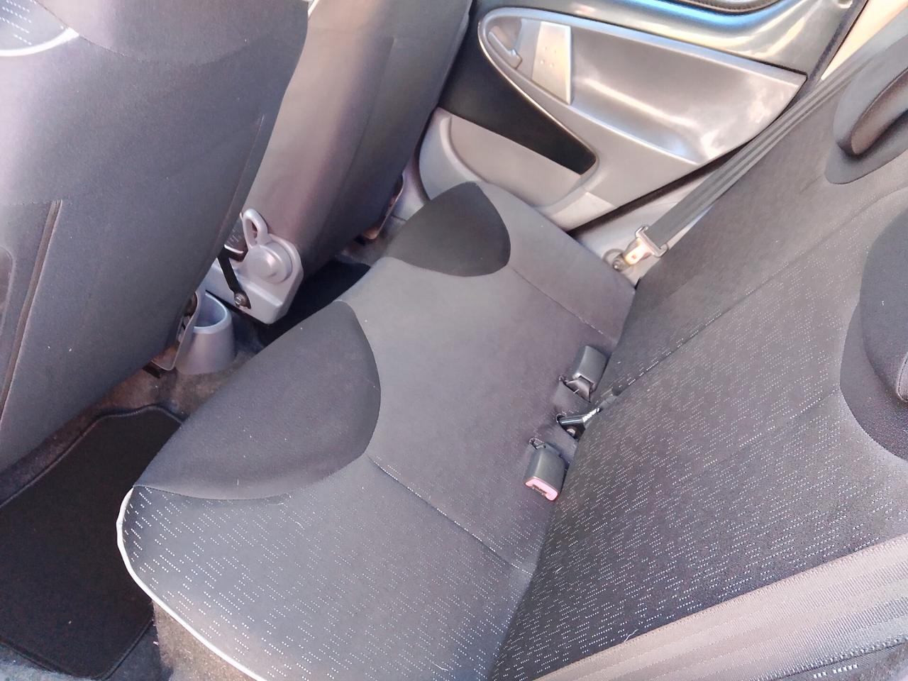 Toyota Aygo 1.0 12V VVT-i 5 porte