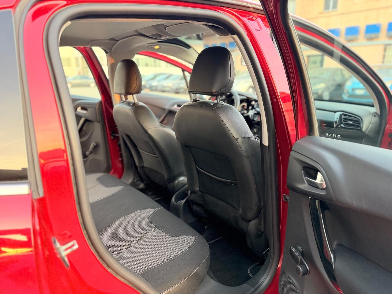 Citroen C3 1.2 PureTech 82 Exclusive Tetto