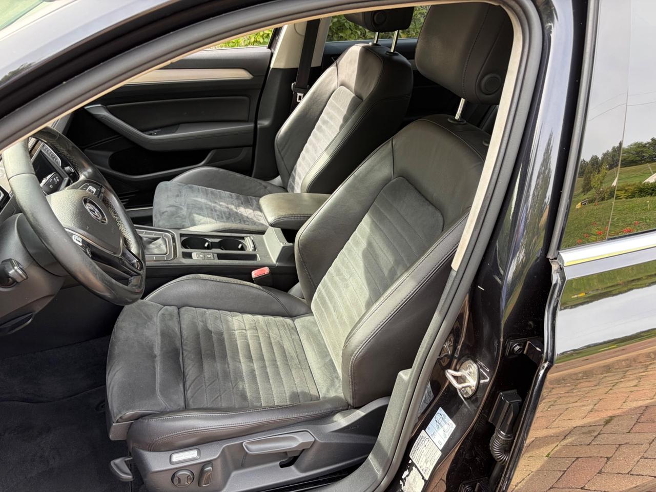 Volkswagen Passat 2.0 TDI 150 CV Highline BlueMotion