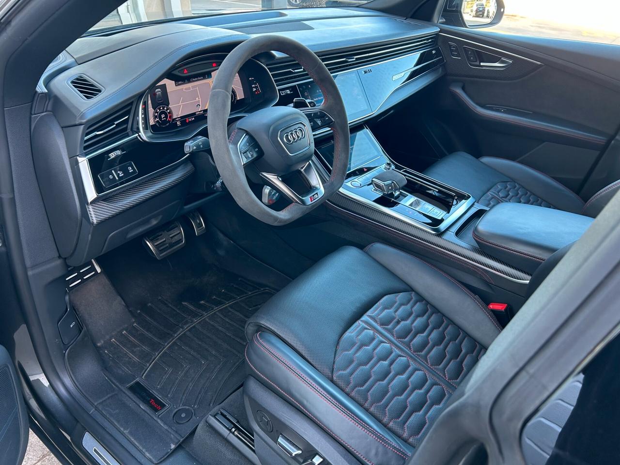 Audi RSQ8 TFSI V8 600CV quattro tiptronic