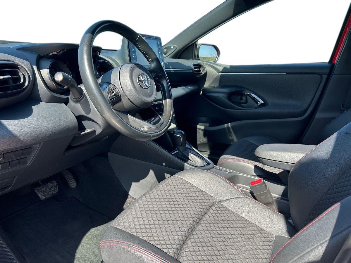 TOYOTA Yaris 4ª serie - Yaris 1.5 Hybrid 5 porte Premiere