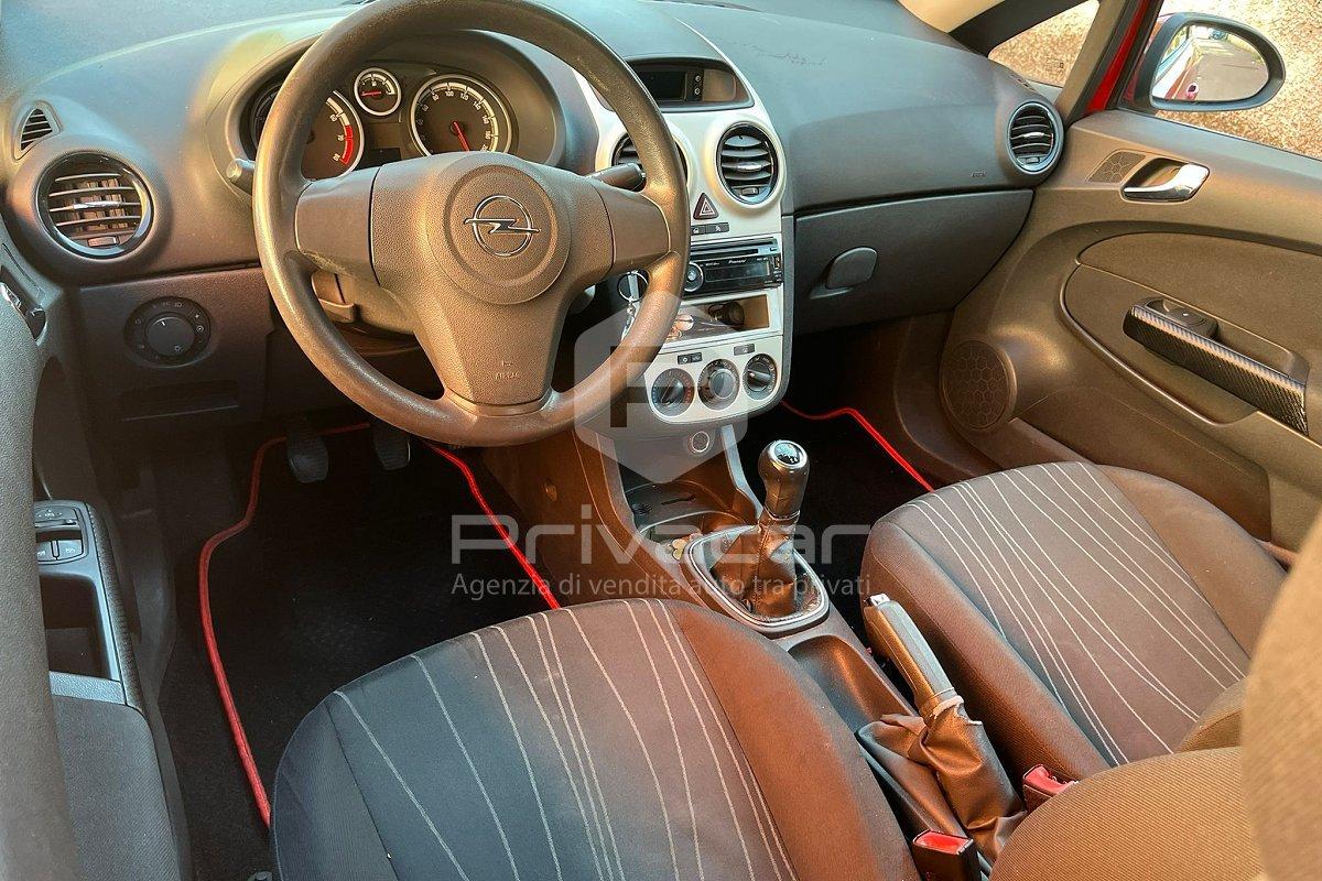 OPEL Corsa 1.2 3 porte Club
