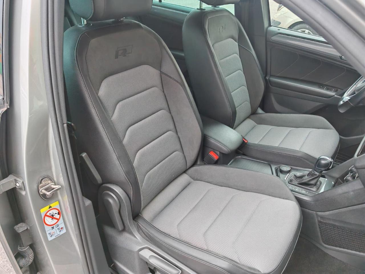 Volkswagen Tiguan 2.0 TDI SCR DSG 4MOTION R-LINE