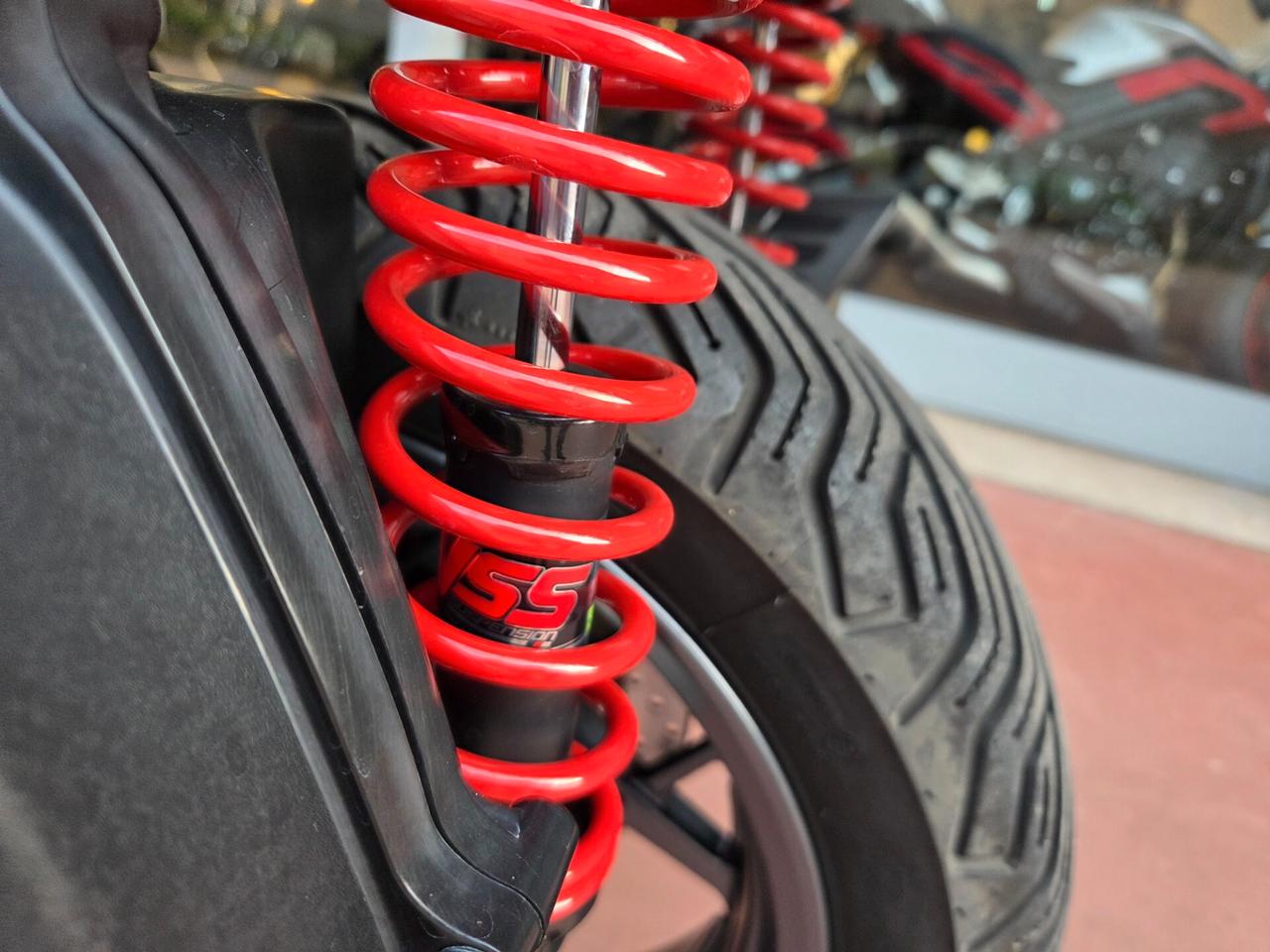 Yamaha X-Max 300 TECH MAX