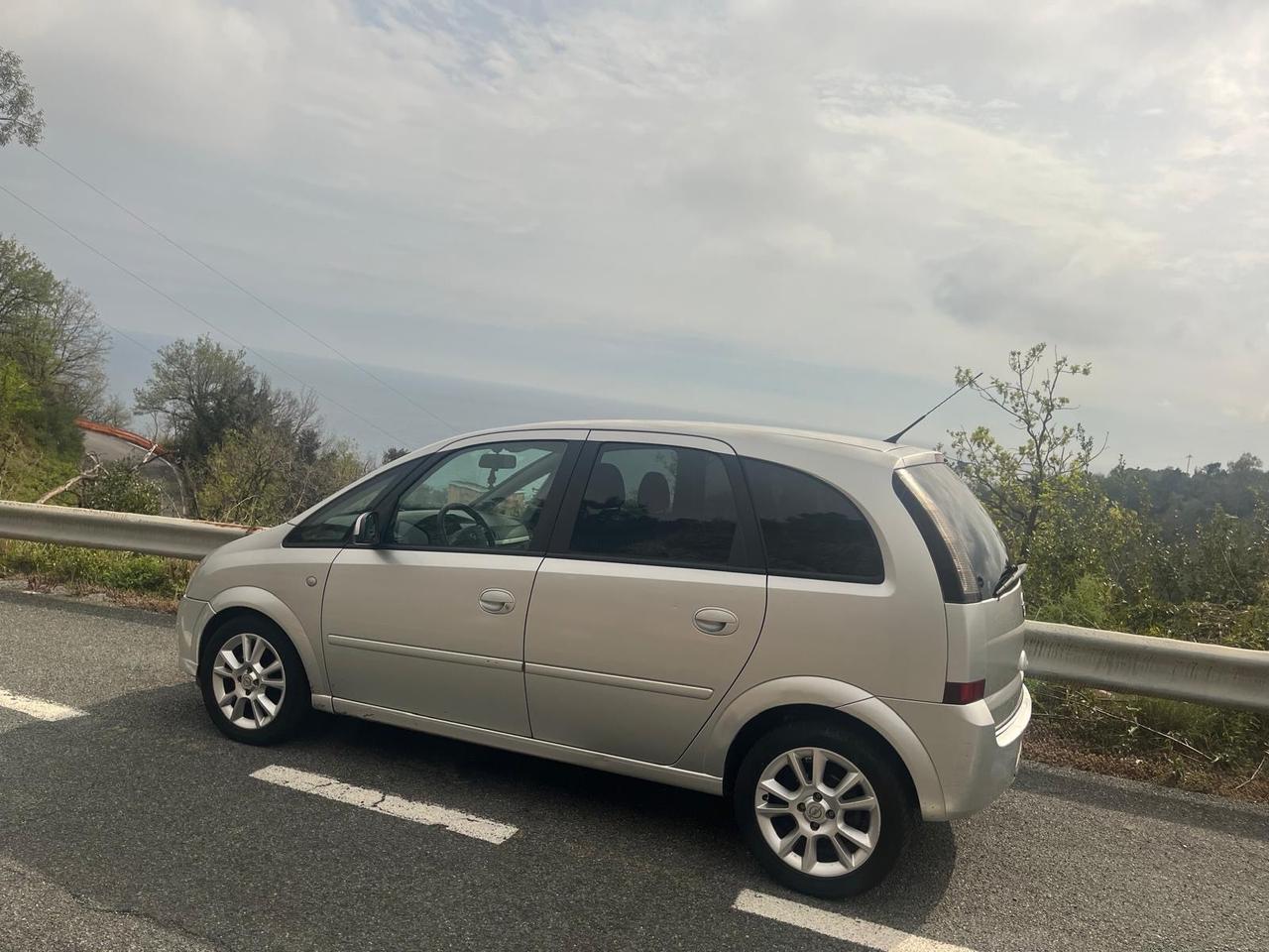 Opel Meriva 1.4 16V Cosmo
