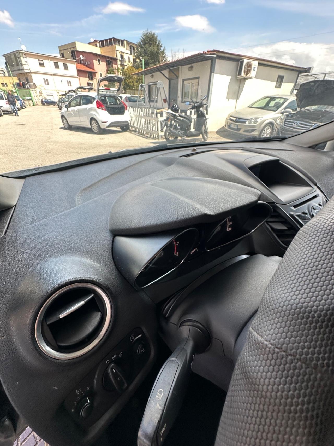 Ford Fiesta 1.2 60CV 5 porte Business