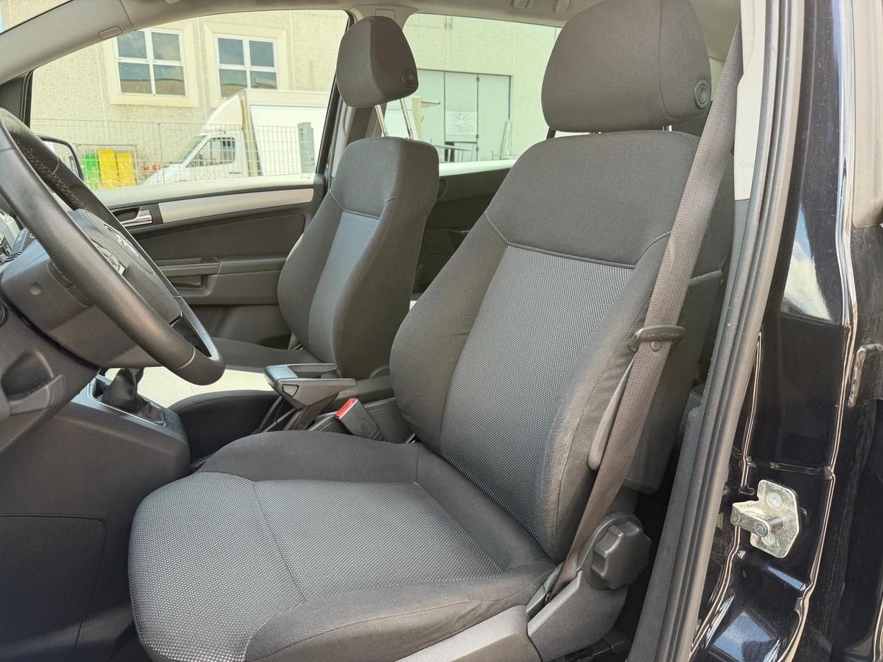 Opel Zafira 16V ecoM Turbo Cosmo 152000 KM