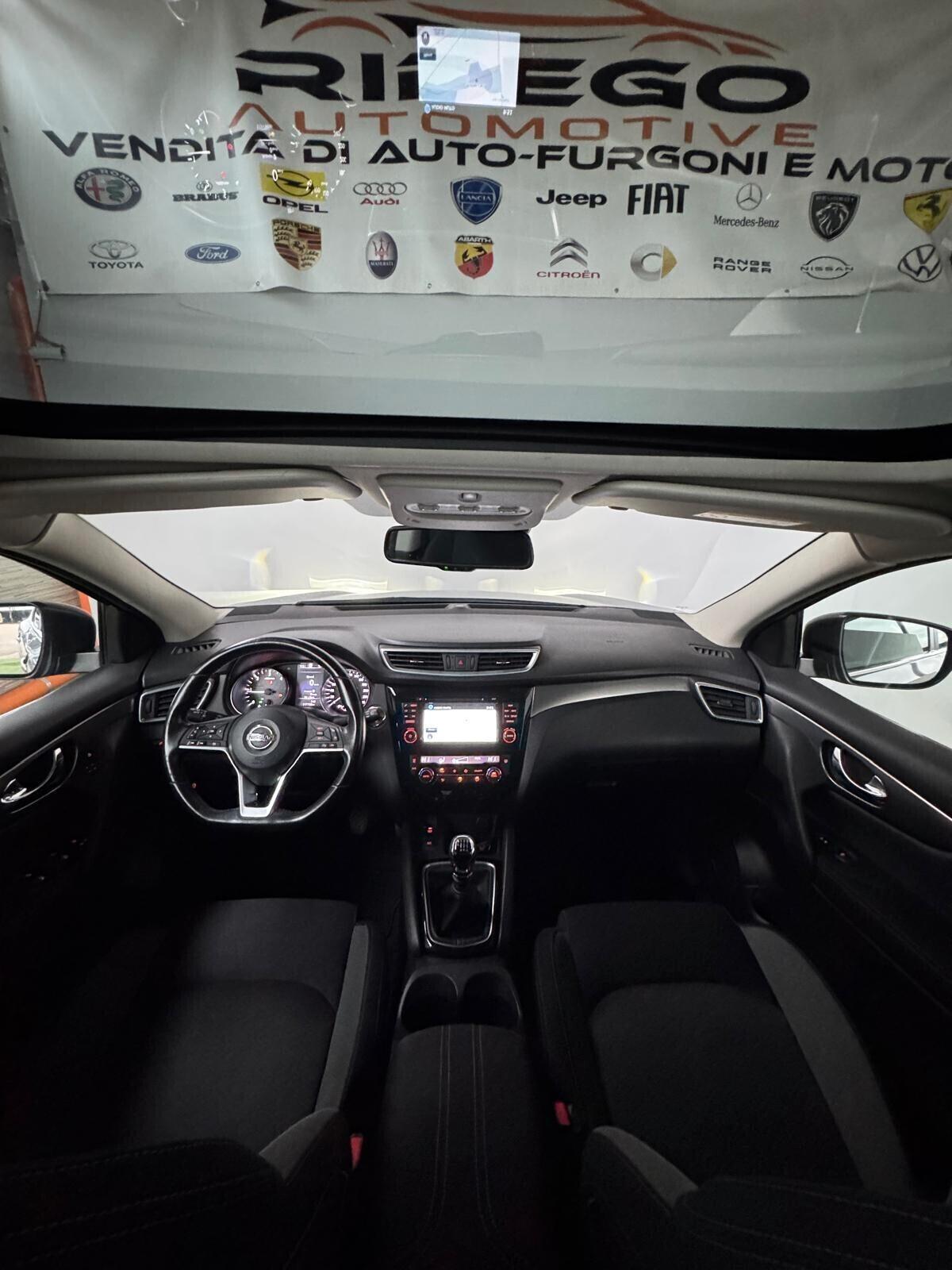 Nissan Qashqai 1.5 dCi N-Connecta