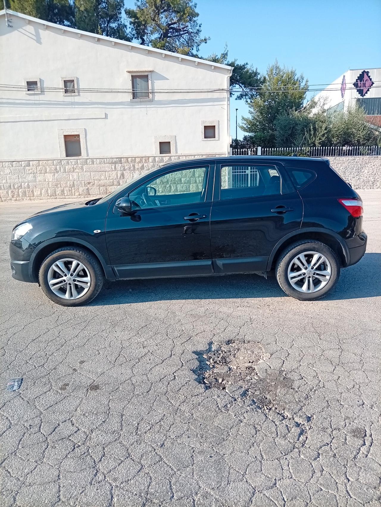 Nissan Qashqai 1.6 dCi DPF Tekna
