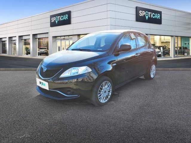 LANCIA Ypsilon 12 69cv silver