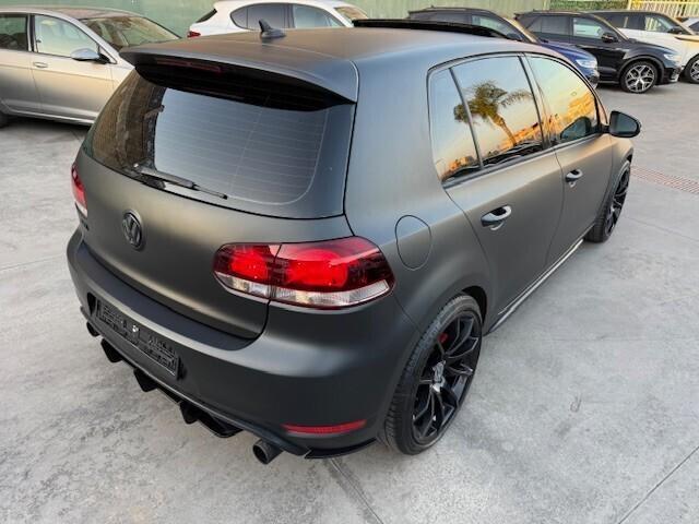 Volkswagen Golf GTI 2.0 TSI DSG 5p.