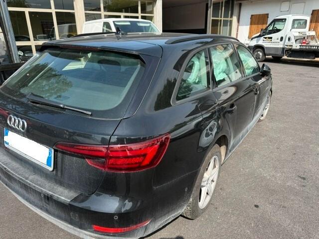 Audi A4 Avant 2.0 TDI 122 CV