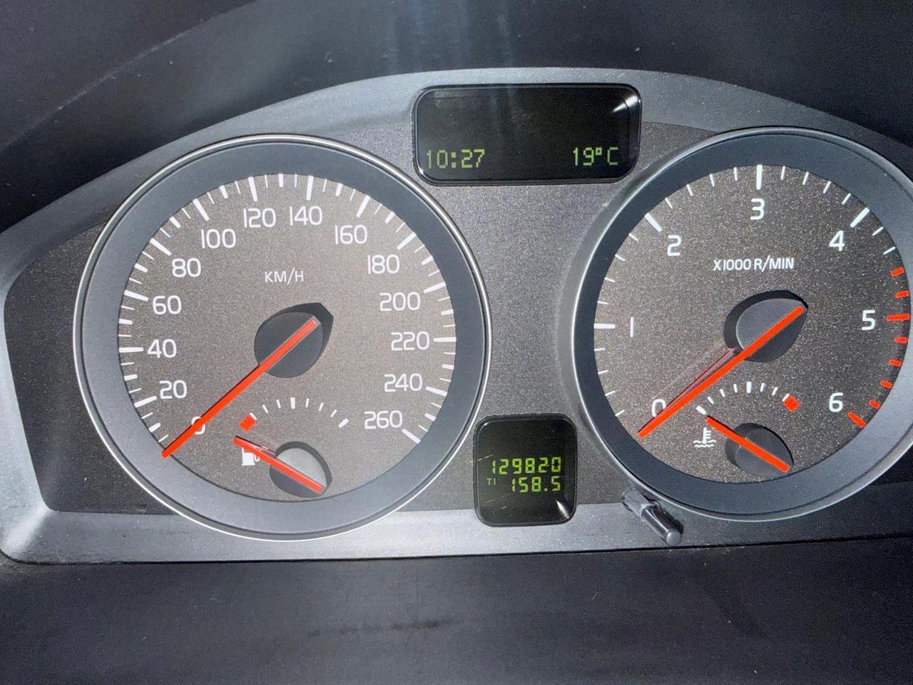 Volvo V50 D2 R-design