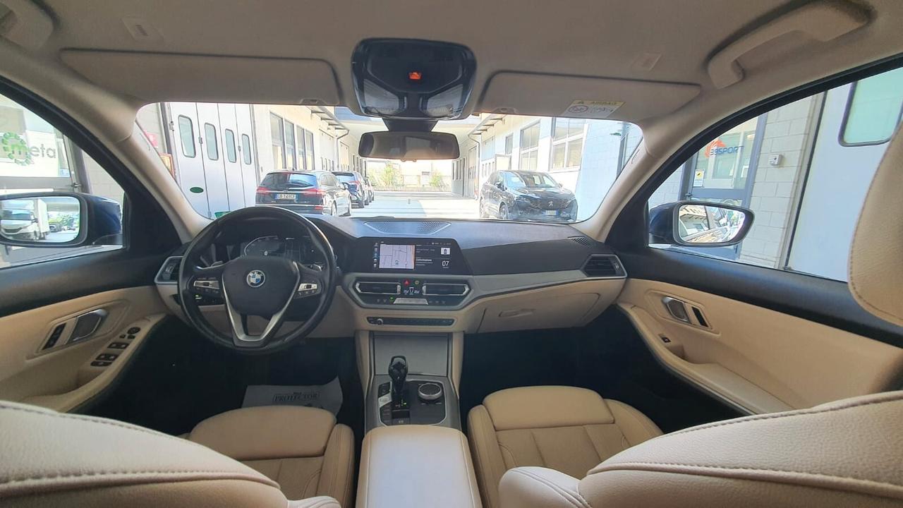 Bmw 330e xDrive Touring Advantage