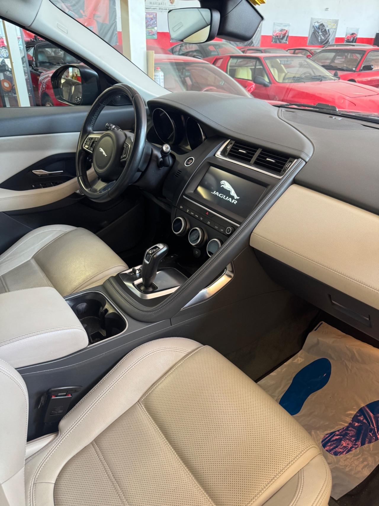 Jaguar E-Pace 2.0D 150 CV PERMUTE