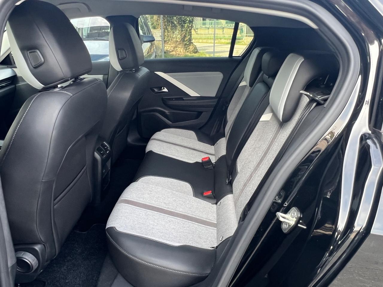 Opel Astra 1.6 Plug-in Hybrid 150 CV Elegance FINANZIABILE