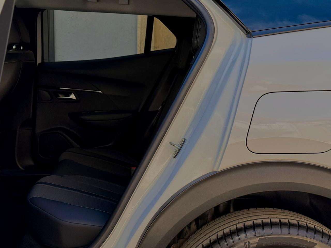 PEUGEOT 2008 BLUEHDI ALLURE PACK 1.5 131HP EAT8- 2021