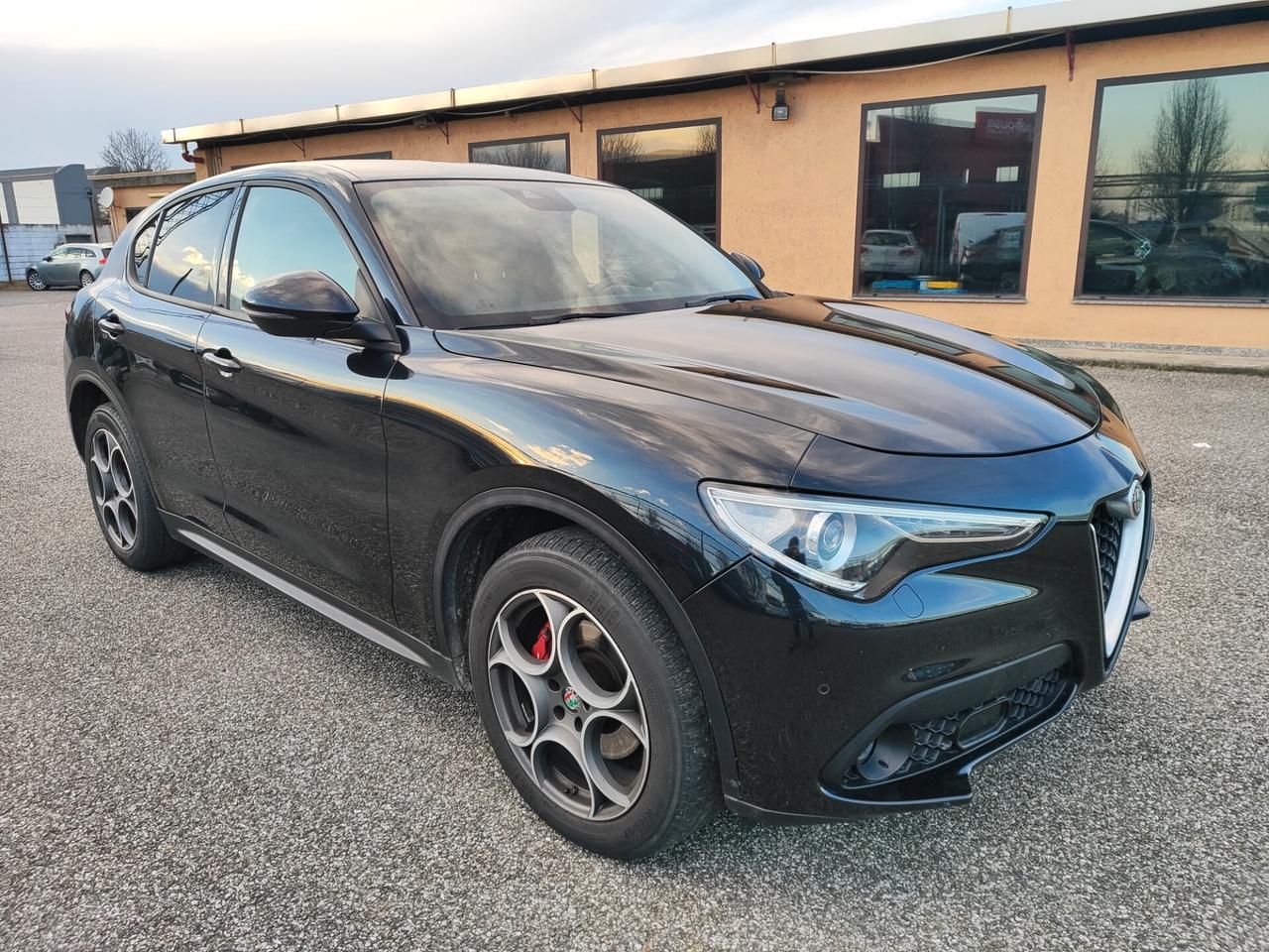 Alfa Romeo Stelvio 2.2 Turbodiesel 210 CV AT8 Q4 Executive