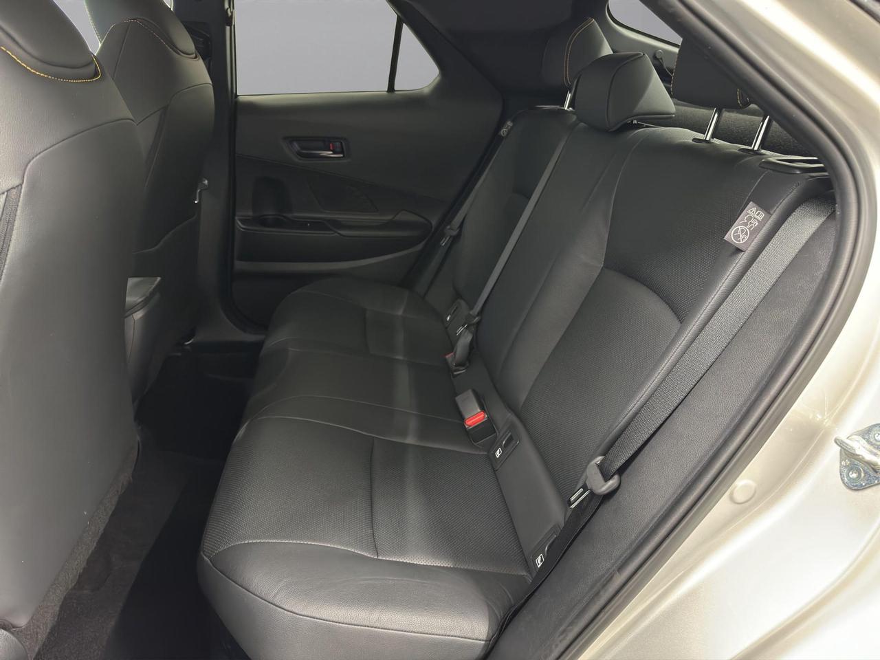 Toyota C-HR 2.0 hev Lounge Premiere fwd e-cvt