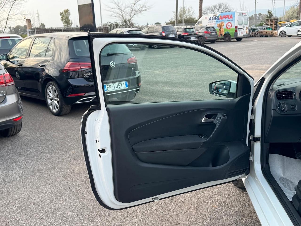 Volkswagen Polo 1.0 MPI (BENZ) 60CV TRENDLINE 2014