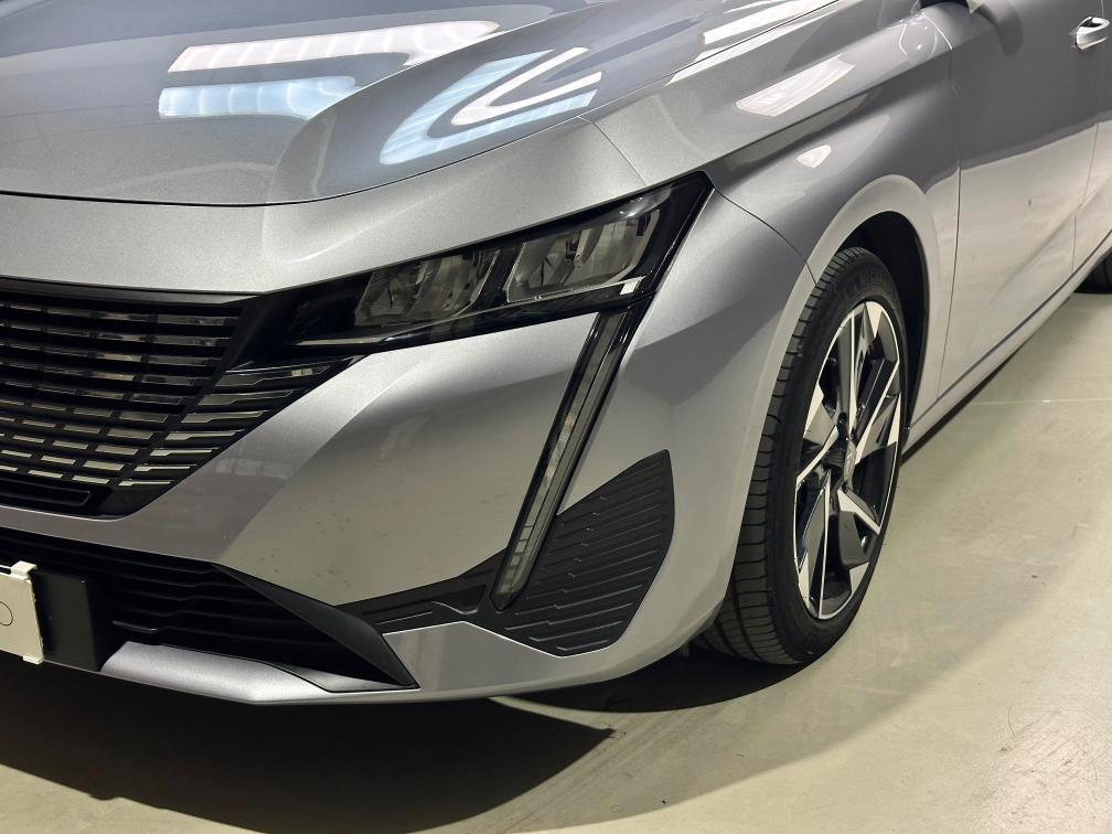 Peugeot 308 1.2 puretech Allure Pack s&s 130cv eat8