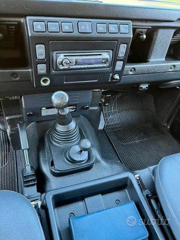 Land Rover Defender 90 2.5 123cv TD5