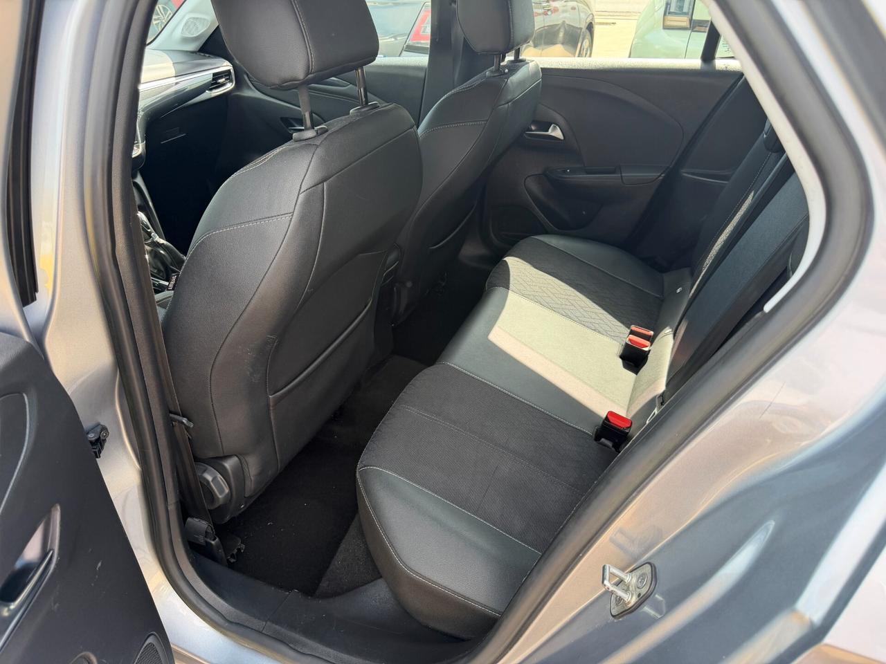 Opel Corsa 1.2 Edition