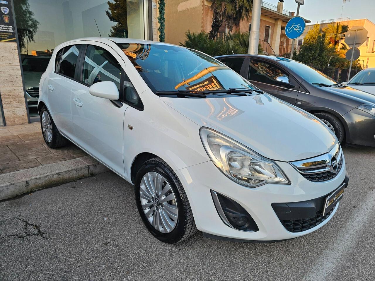OPEL CORSA 1.2 85CV CLUB