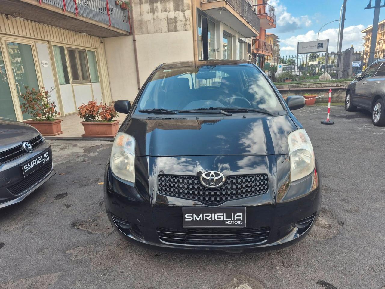 Toyota Yaris 1.0 5 porte Sol