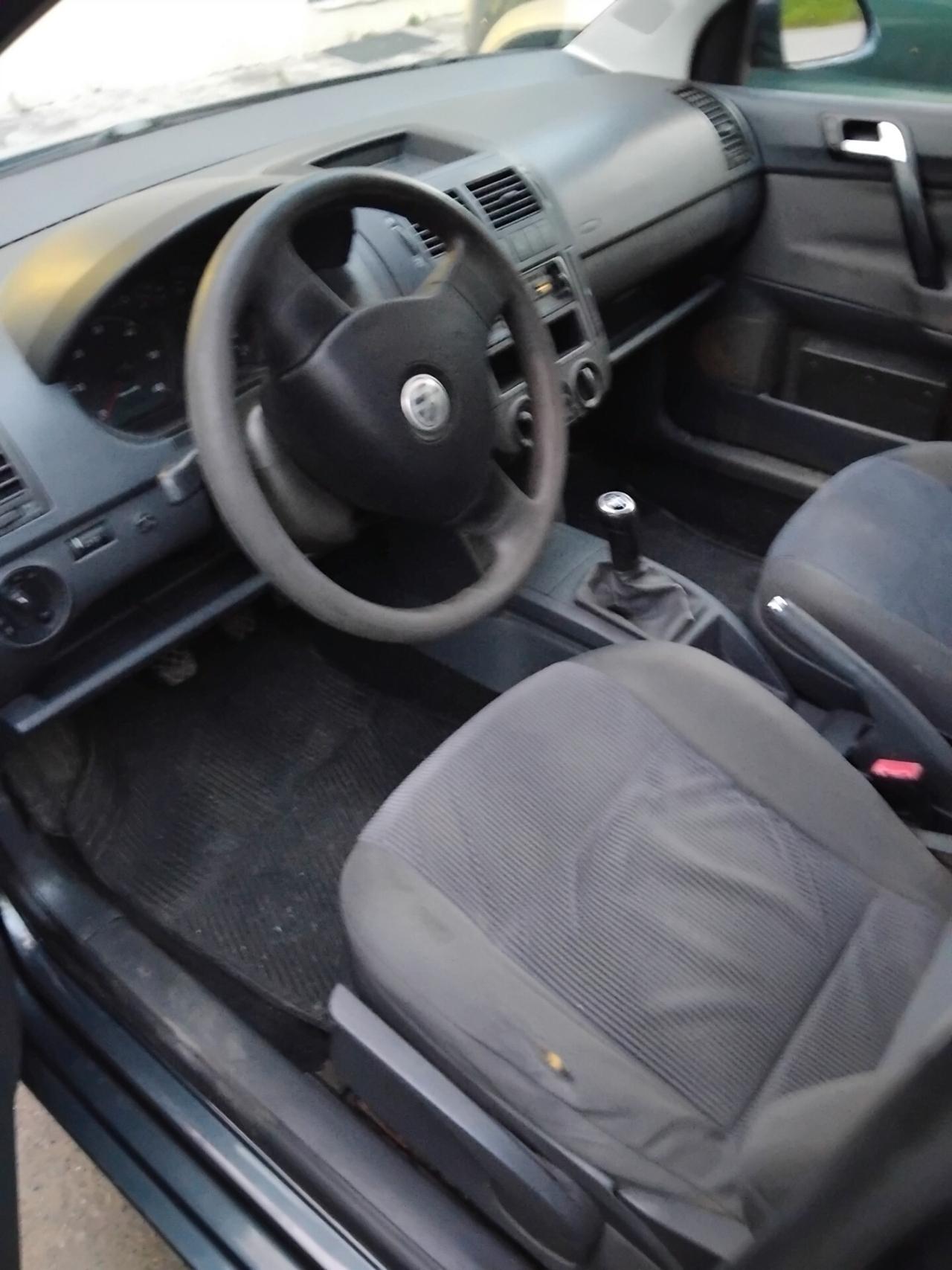 Volkswagen Polo 1.4/69CV TDI 5p. Sportline