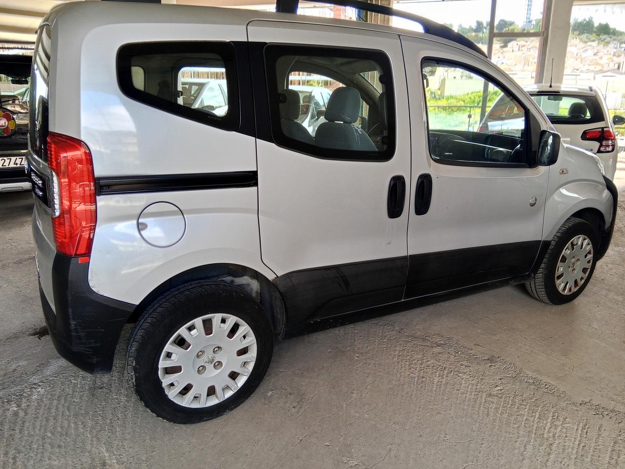 Peugeot Bipper Tepee 1.4 75CV Outdoor